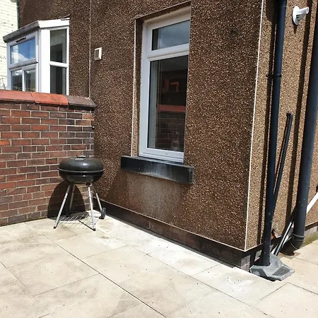Lenny House Villa Bolton Exterior photo